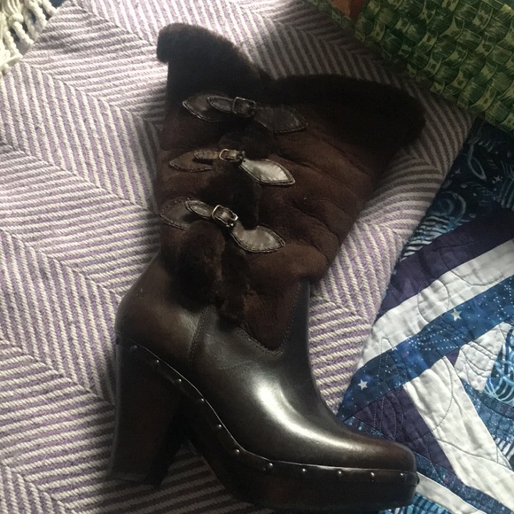 NEW Frye Ella Shearling sheepskin fold over boot - Picture 2 of 7